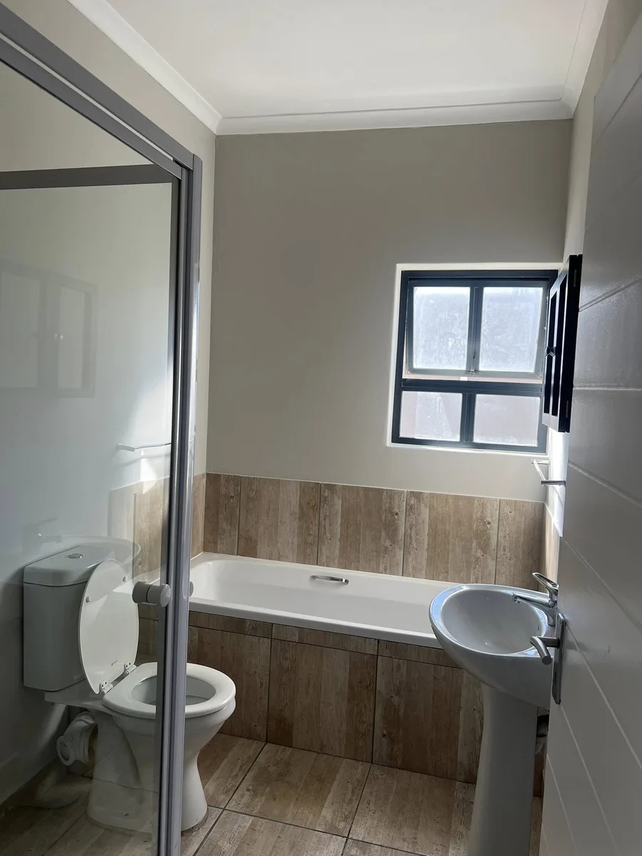 New Build Interior by Kwelanga Builders